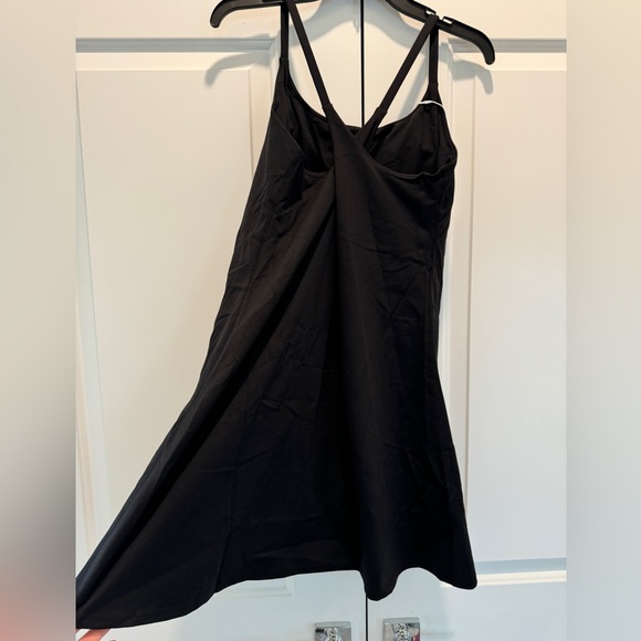 Brand new - HALARA crisscross black mini - Picture 3 of 14